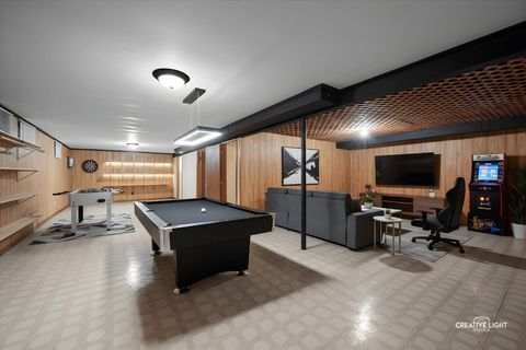 Tiny photo for 607 Cherrywood Drive, North Aurora, IL 60542 (MLS # 12483340)