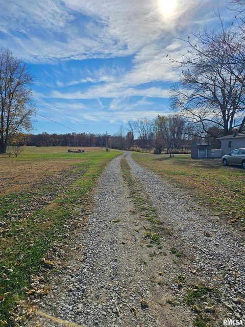 Tiny photo for 4248 CHURCH Road, Salem, IL 62881 (MLS # EB460520)