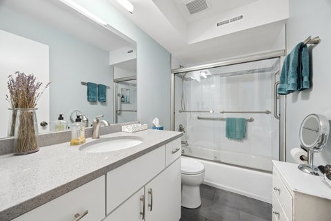 Tiny photo for 211 Elgin Avenue #5J, Forest Park, IL 60130 (MLS # 12760320)