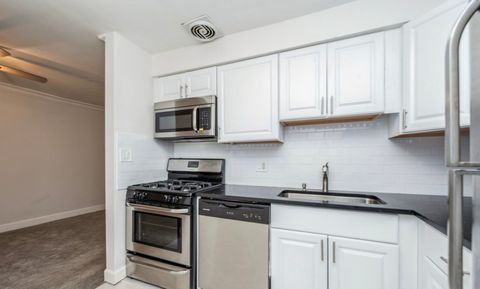 Tiny photo for 1459 N Winslowe Drive #301, Palatine, IL 60074 (MLS # 12589581)