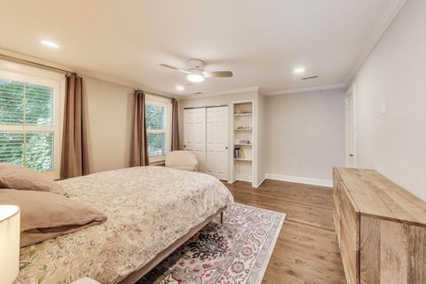 Tiny photo for 1229 Hinman Avenue, Evanston, IL 60202 (MLS # 12483800)