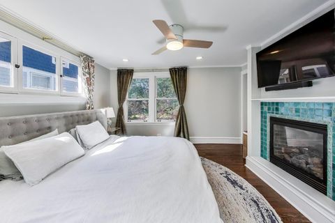 Tiny photo for 1229 Hinman Avenue, Evanston, IL 60202 (MLS # 12483800)