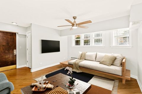 Tiny photo for 6353 W RAVEN Street #1F, Chicago, IL 60646 (MLS # 12490771)