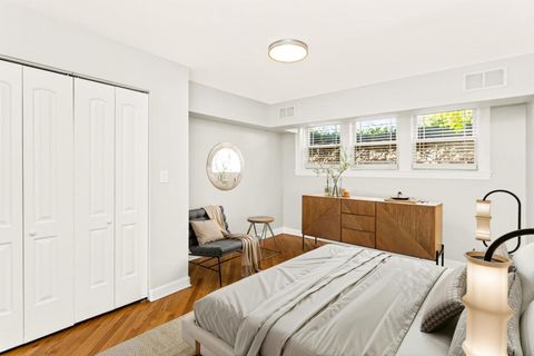 Tiny photo for 6353 W RAVEN Street #1F, Chicago, IL 60646 (MLS # 12490771)