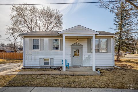 1505 N Oak Avenue Round Lake Beach IL 60073