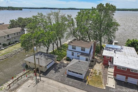 Tiny photo for 36 S PISTAKEE LAKE Road, Fox Lake, IL 60020 (MLS # 12475543)