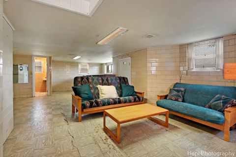 Tiny photo for 36 S PISTAKEE LAKE Road, Fox Lake, IL 60020 (MLS # 12475543)