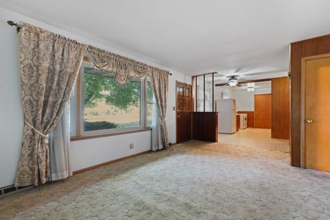 Tiny photo for 2219 Mcdonough Street, Joliet, IL 60436 (MLS # 12449008)