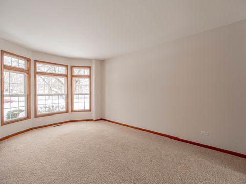 Tiny photo for 21 W Sandstone Court, South Elgin, IL 60177 (MLS # 12543676)