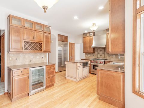 Tiny photo for 21 W Sandstone Court, South Elgin, IL 60177 (MLS # 12543676)