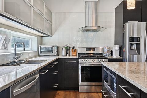 Tiny photo for 1214 N ROCKWELL Street, Chicago, IL 60622 (MLS # 12487296)
