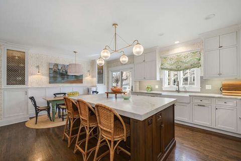 Tiny photo for 1211 Hinman Avenue, Evanston, IL 60202 (MLS # 12599124)