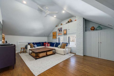 Tiny photo for 1211 Hinman Avenue, Evanston, IL 60202 (MLS # 12599124)