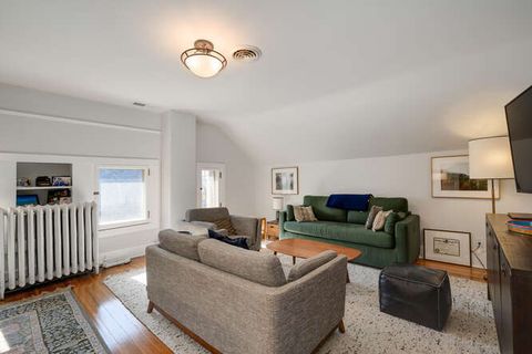 Tiny photo for 1211 Hinman Avenue, Evanston, IL 60202 (MLS # 12599124)