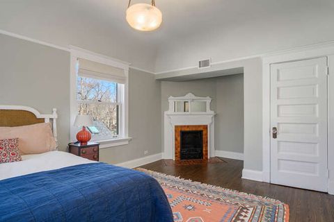 Tiny photo for 1211 Hinman Avenue, Evanston, IL 60202 (MLS # 12599124)