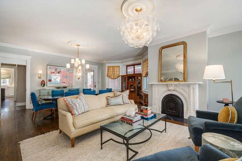 Tiny photo for 1211 Hinman Avenue, Evanston, IL 60202 (MLS # 12599124)