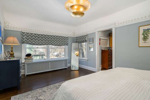 Tiny photo for 1211 Hinman Avenue, Evanston, IL 60202 (MLS # 12599124)