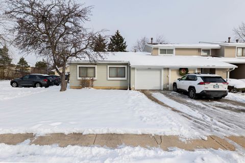 2271 Windsor Lane Country Club Hills IL 60478