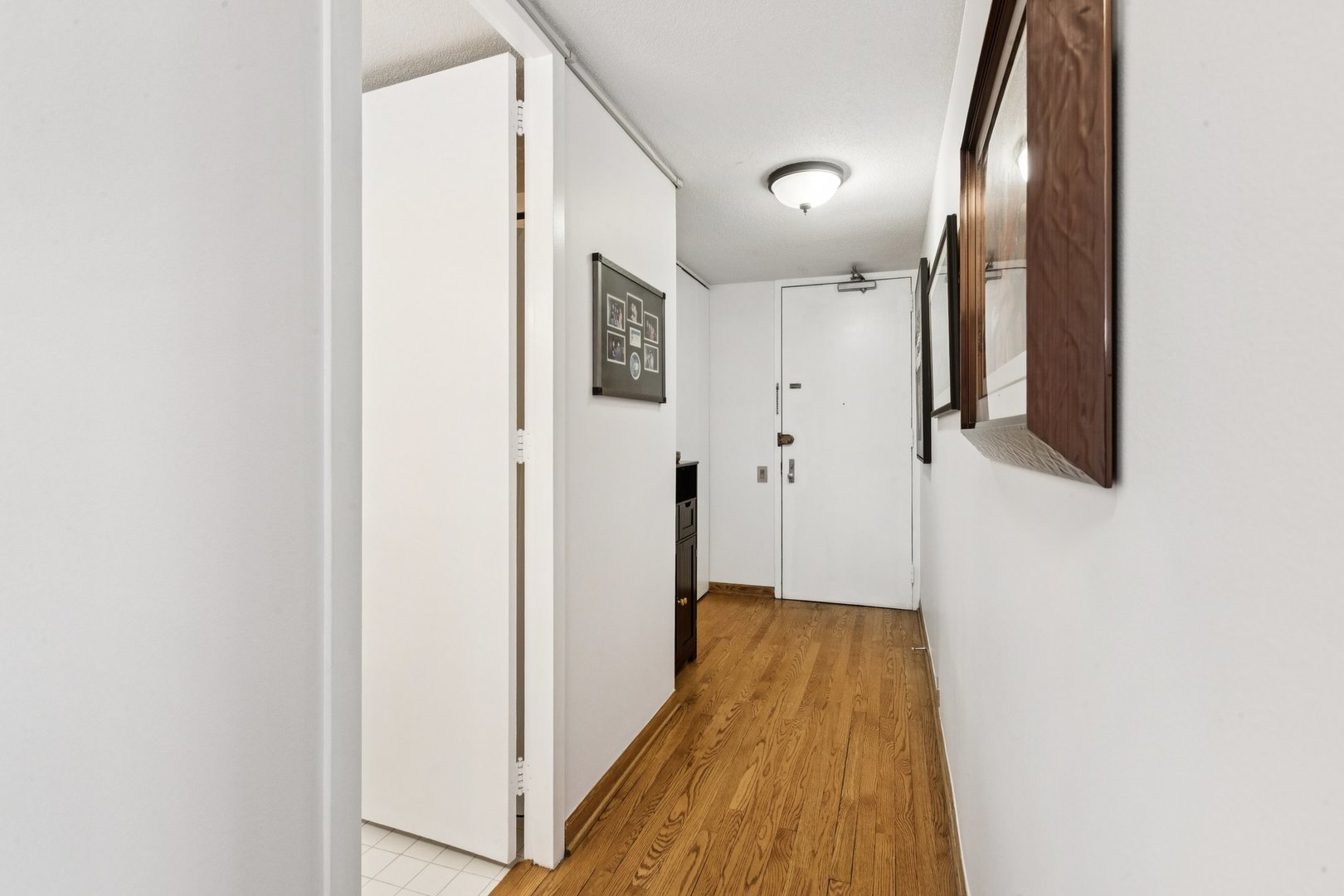 405 N Wabash Avenue 1811