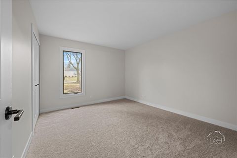 Tiny photo for 1533 S County Farm Road #1-4, Wheaton, IL 60189 (MLS # 12557874)