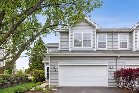 Photo of 5 W Grove Street, Lombard, IL 60148 (MLS # 12646626)