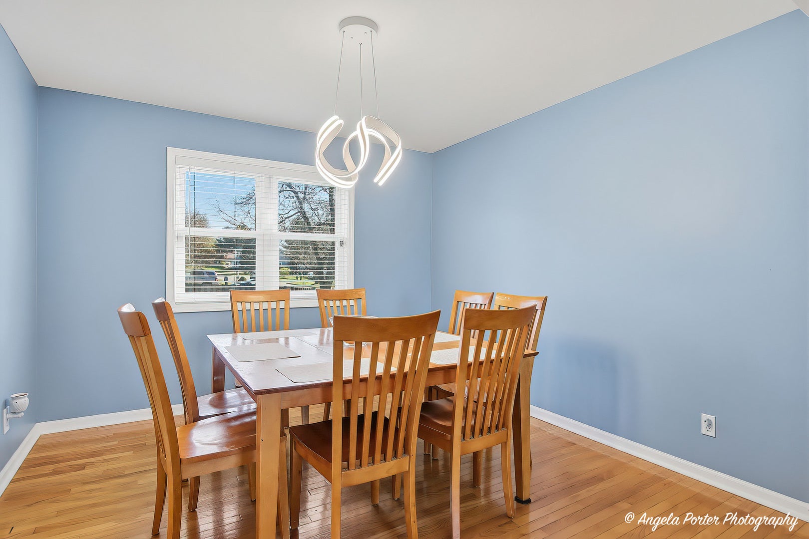 4816 W Courtland Trail