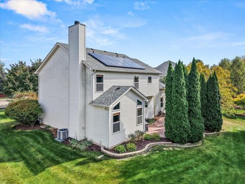 Tiny photo for 404 Kent Court, Oswego, IL 60543 (MLS # 12587226)