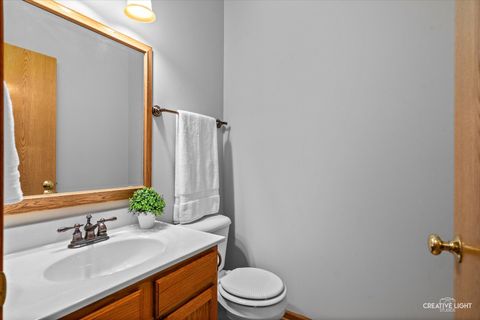 Tiny photo for 404 Kent Court, Oswego, IL 60543 (MLS # 12587226)