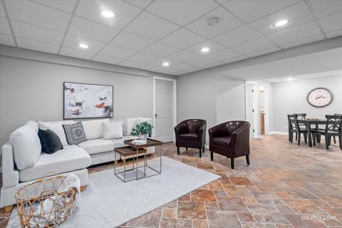 Tiny photo for 404 Kent Court, Oswego, IL 60543 (MLS # 12587226)