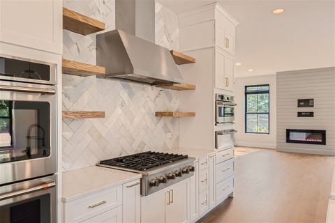 Tiny photo for 8 Alexandra Drive, Mettawa, IL 60048 (MLS # 12507721)