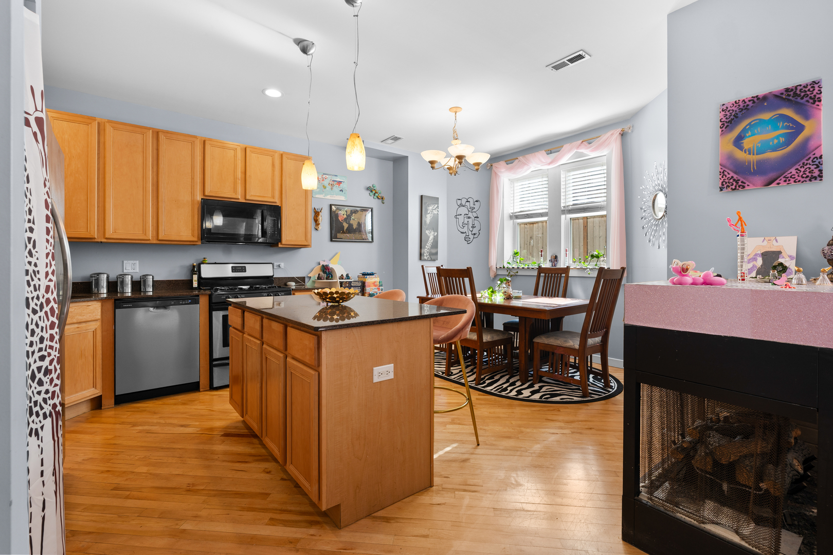 3222 W Beach Avenue GB