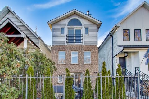 Photo of 3442 N DAMEN Avenue #3, Chicago, IL 60618 (MLS # 12516601)