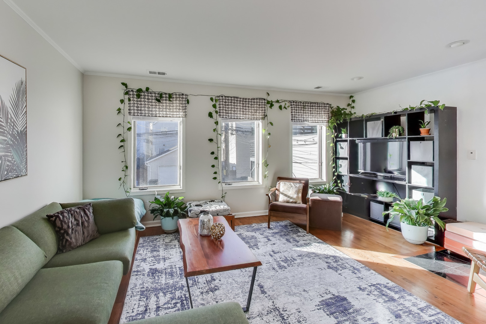 3442 N DAMEN Avenue 3