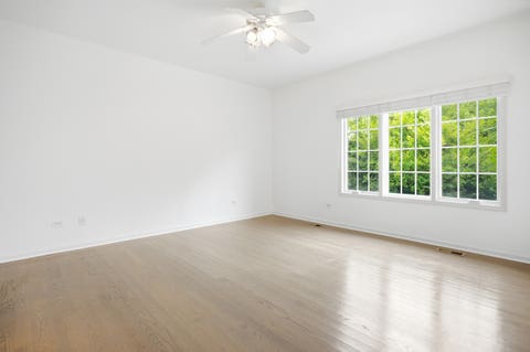 Tiny photo for 60 E Hattendorf Avenue, Roselle, IL 60172 (MLS # 12714752)