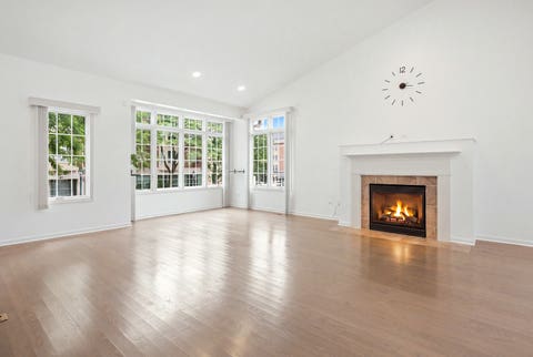 Tiny photo for 60 E Hattendorf Avenue, Roselle, IL 60172 (MLS # 12714752)
