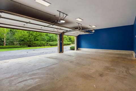 Tiny photo for 60 E Hattendorf Avenue, Roselle, IL 60172 (MLS # 12714752)