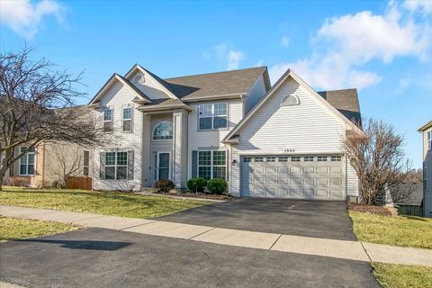 Tiny photo for 1935 Chesterfield Lane, Aurora, IL 60503 (MLS # 12589890)