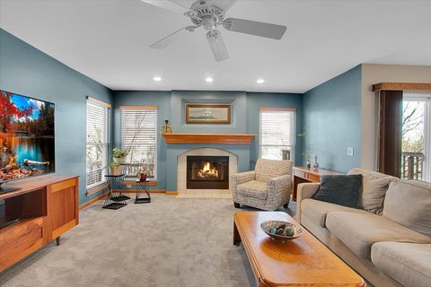 Tiny photo for 1935 Chesterfield Lane, Aurora, IL 60503 (MLS # 12589890)