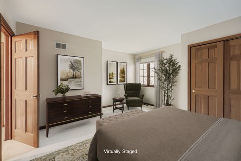 Tiny photo for 845 Harmon Boulevard, Hoffman Estates, IL 60169 (MLS # 12524467)