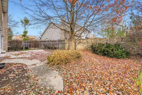 Tiny photo for 845 Harmon Boulevard, Hoffman Estates, IL 60169 (MLS # 12524467)