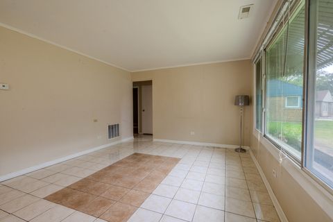 Tiny photo for 13 Mantua Court, Park Forest, IL 60466 (MLS # 12469015)