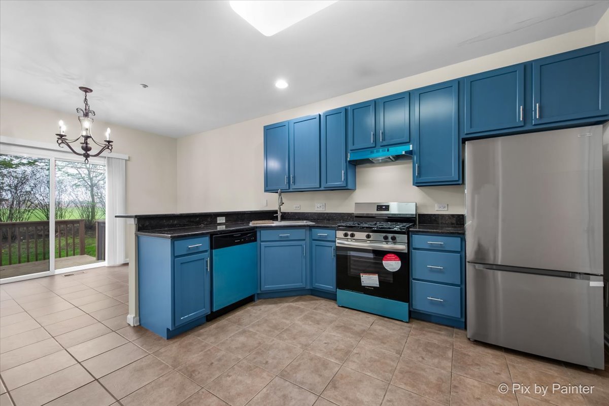 6082 Canterbury Lane