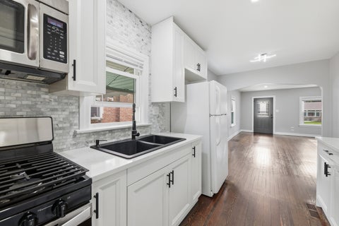 Tiny photo for 9709 51st Avenue, Oak Lawn, IL 60453 (MLS # 12669760)