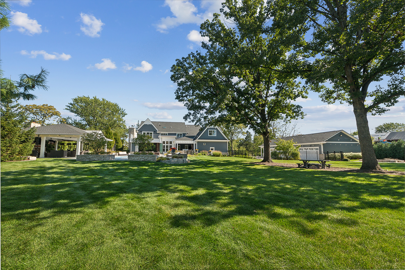 320 N 95th Avenue