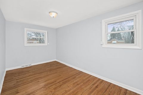 Tiny photo for 2521 E 98th Street, Chicago, IL 60617 (MLS # 12533535)
