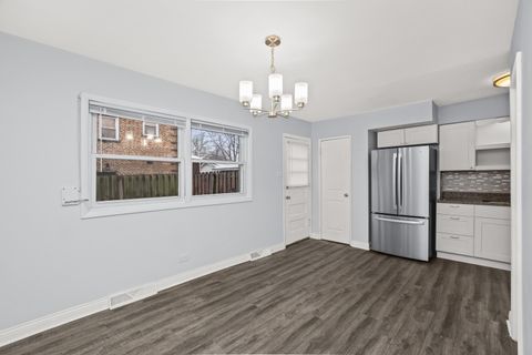 Tiny photo for 2521 E 98th Street, Chicago, IL 60617 (MLS # 12533535)