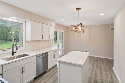 Tiny photo for 1535 W Norfolk Road, Crete, IL 60417 (MLS # 12484458)