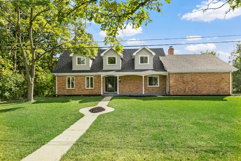 Photo of 1535 W Norfolk Road, Crete, IL 60417 (MLS # 12484458)