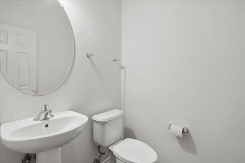 Tiny photo for 1690 Buckingham Drive, Des Plaines, IL 60018 (MLS # 12771928)