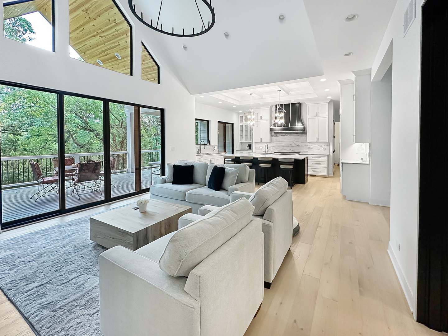 1011 Prairie Avenue